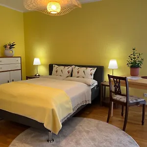 Privatunterkunft Kleiner Balkon In West, München